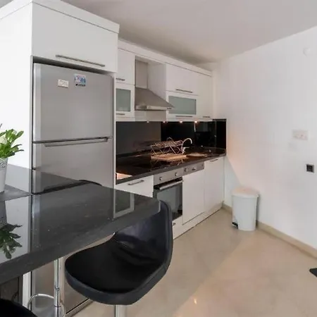 Apartment Begonia In Oba *